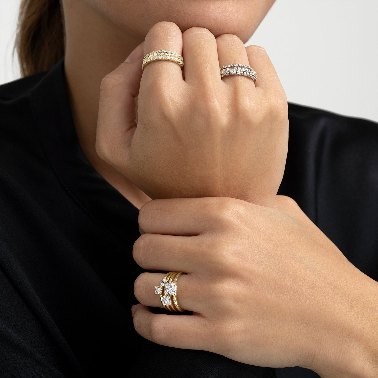 MEDIA ALIANZA ORO BICOLOR 18K Y 13 DIAMANTES 0,325 CTS