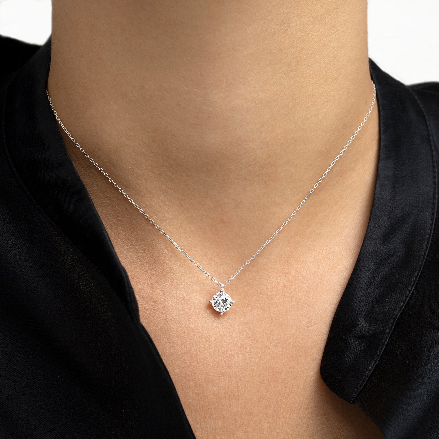 COLLAR ORO BLANCO 18K Y DIAMANTE 1 CTS