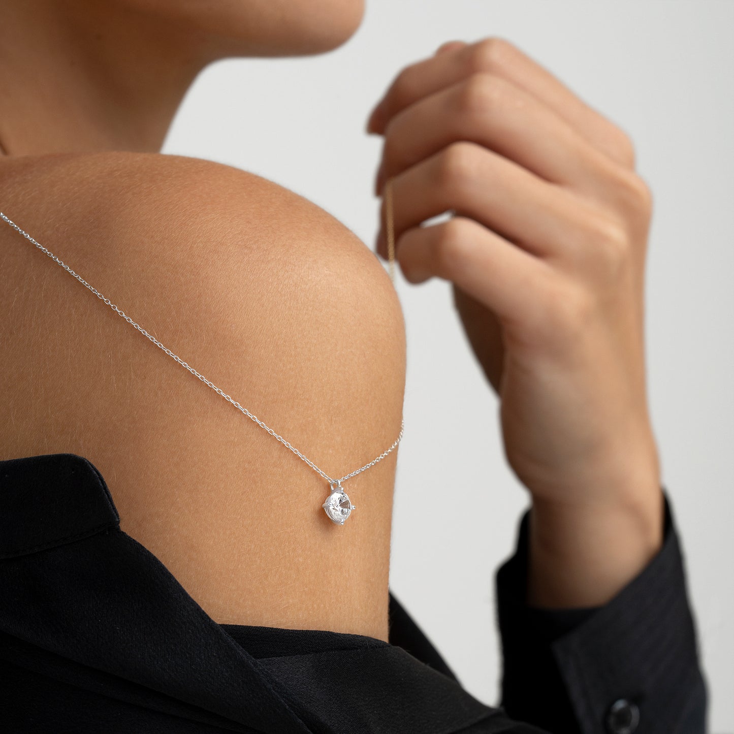 COLLAR ORO BLANCO 18K Y DIAMANTE 1 CTS