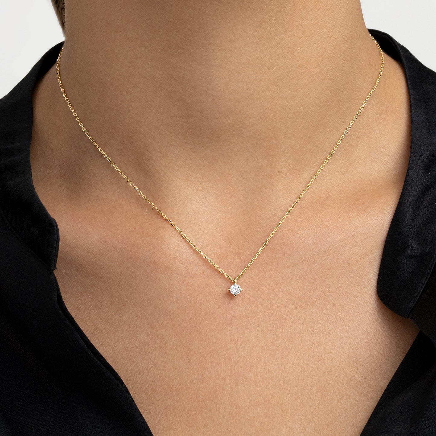 COLLAR ORO AMARILLO 18K Y DIAMANTE 0,20 CTS