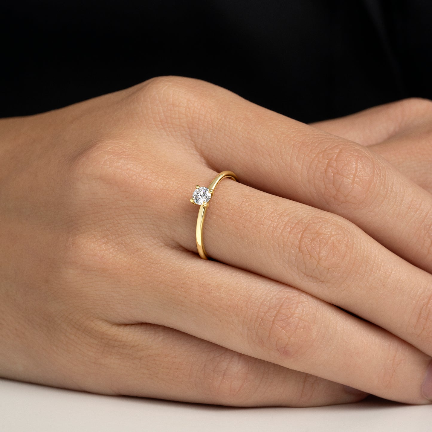 ANILLO SOLITARIO ORO AMARILLO 18K Y DIAMANTE 0,25 CTS