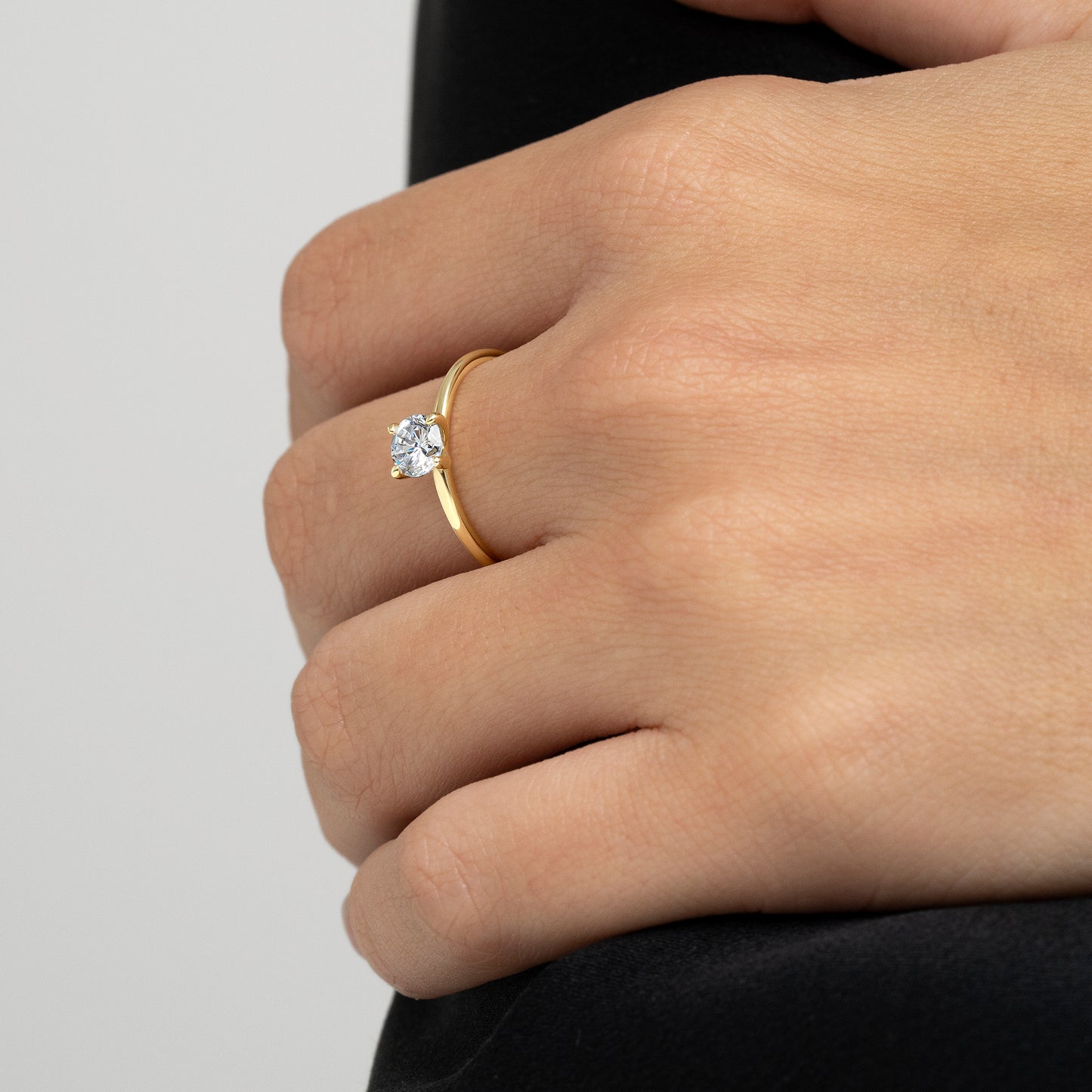 ANILLO SOLITARIO ORO AMARILLO 18K Y DIAMANTE 0,50 CTS