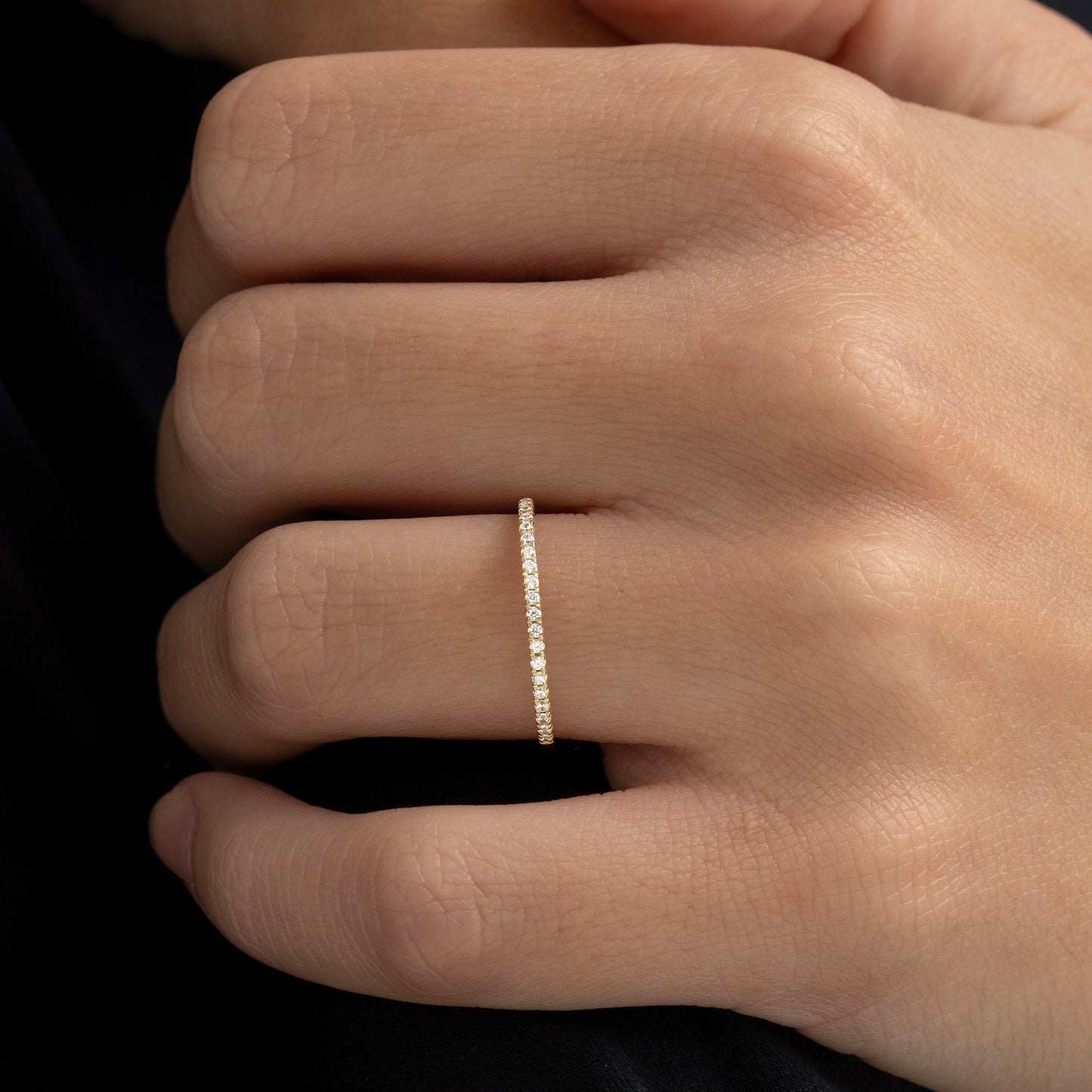 MEDIA ALIANZA ORO AMARILLO 18K Y 20 DIAMANTES 0,12 CTS